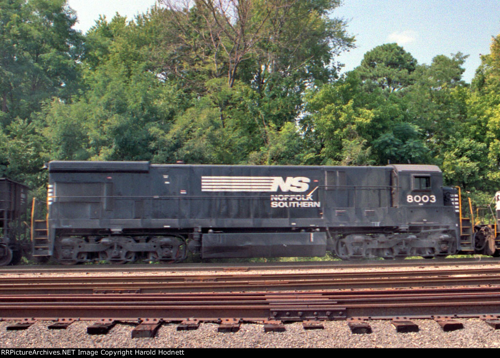 NS 8003